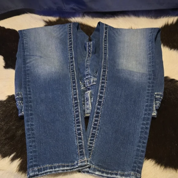 Miss Me Blue Jeans with Silver Embroidery - Picture 3 of 4